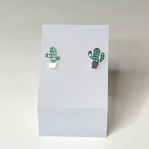 Cactus asymmetrical 925 sterling silver stud earrings - Picture 5 of 6